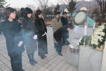 을미년 새해 현충탑참배