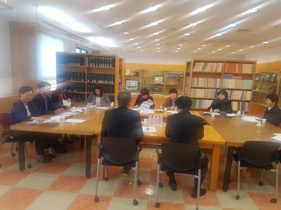 '의원간담회 개최(3. 20.)' 게시글의 사진(2) '간담회_사진2.jpg'