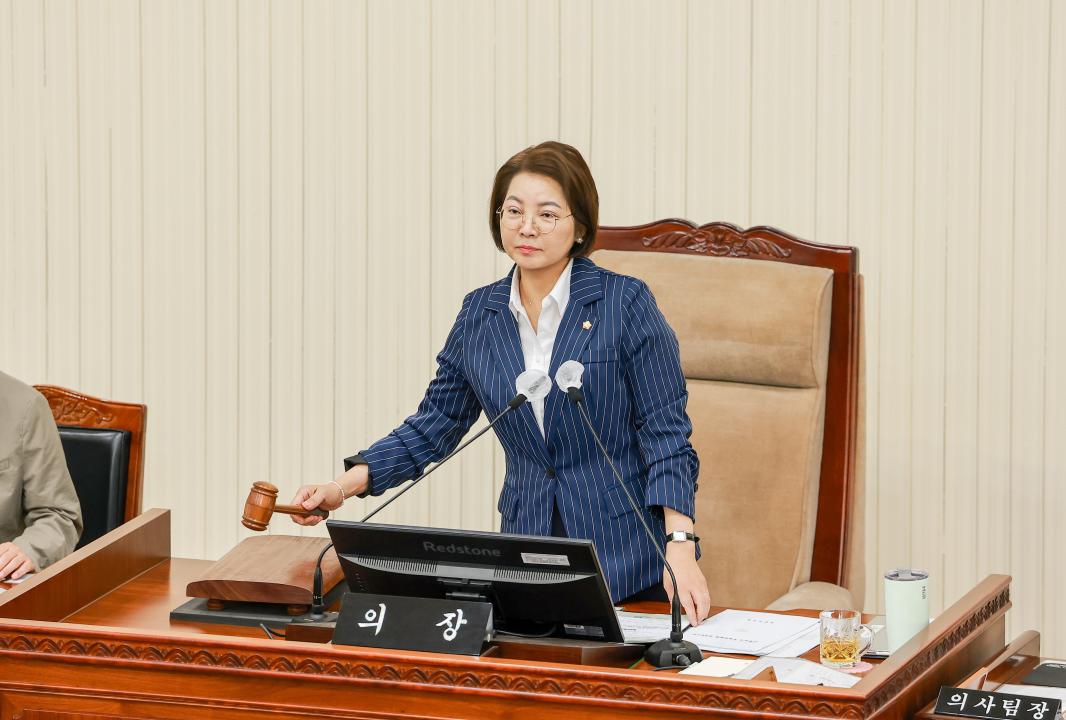 '제300회 과천시의회 임시회 제2차 본회의' 게시글의 사진(2) '010A7295.jpg'