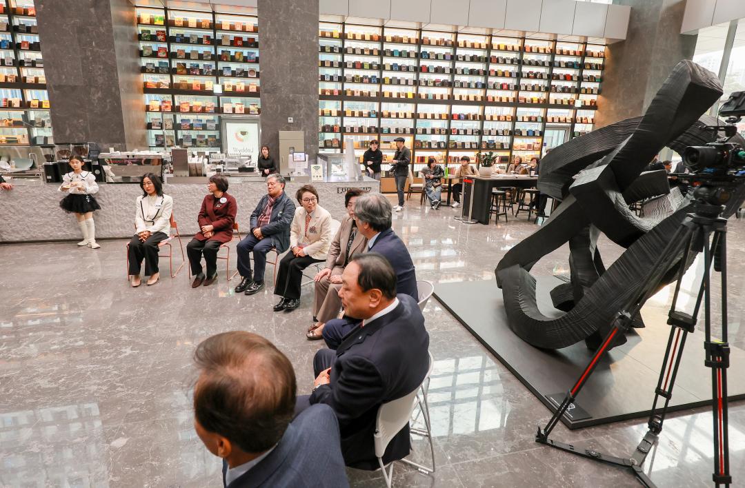 '과천펜타원 인큐베이팅센터 및 복합문화센터 오각개관식' 게시글의 사진(2) '5S6A8986.jpg'